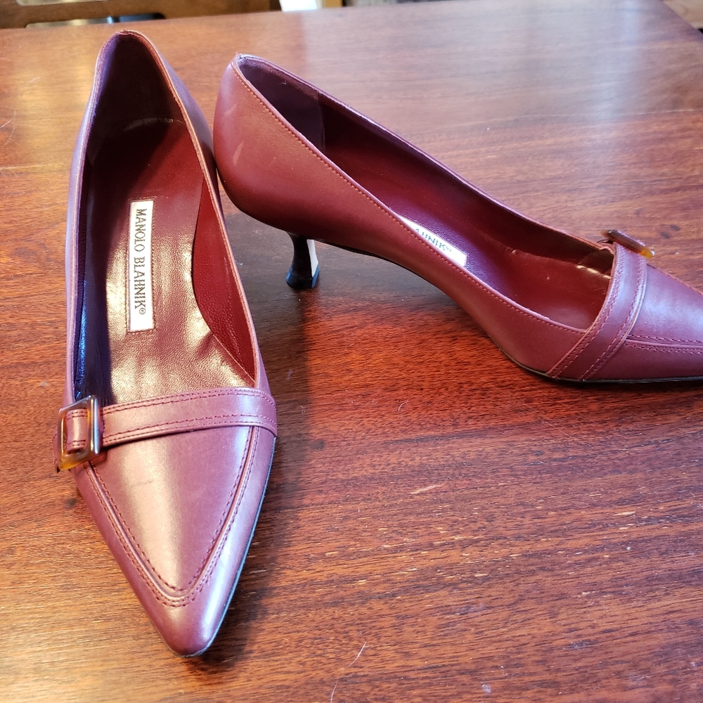 Manolo Blahnik heels size 6 (36.5) - Picture 2 of 4